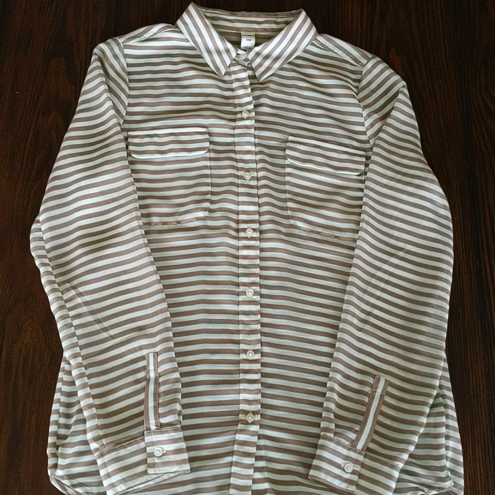 Flowy striped blouse